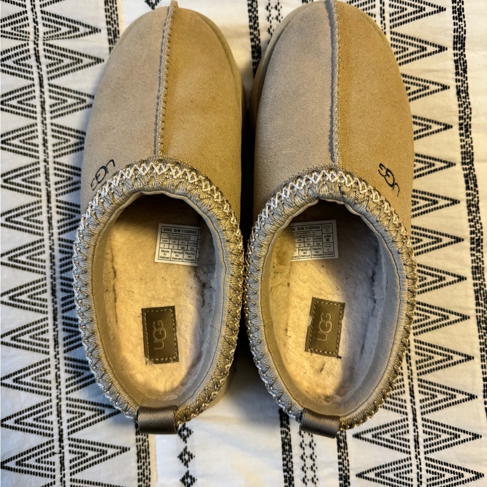 UGG TAZZ Mustard Seed 7
